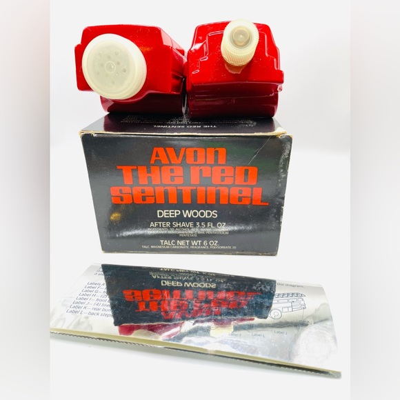 Vintage Avon The RED SENTINEL Deep Woods FIRE TRUCK in box - Picture 2 of 4